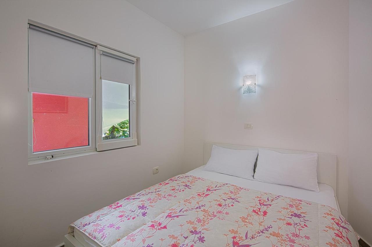 Apartment Kotor Bay Экстерьер фото